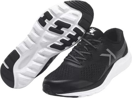 Кроссовки Kelme мужские черные YX80215072.9000