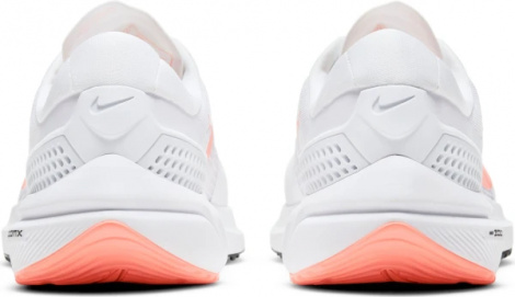 Кроссовки Nike Air Zoom Vomero 15