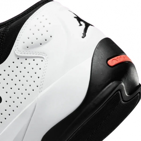 Кроссовки Jordan Zion 2