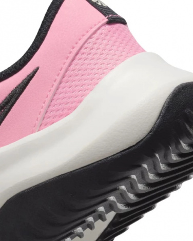 Кросівки жіночі Nike LEGEND ESSENTIAL 3 NN рожеві DM1119-602