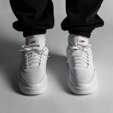 Кроссовки Nike Court Vintage Premium
