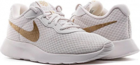 Кроссовки женские Nike TANJUN FLYEASE бежевые DV7786-006