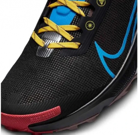 Кросівки для трейлраннінгу Nike REACT TERRA KIGER 9 чорні DR2693-002