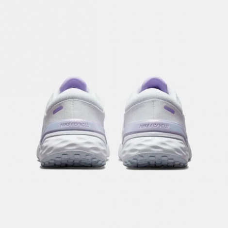 Кросівки бігові жіночі Nike W RENEW RUN 4 білі DR2682-100