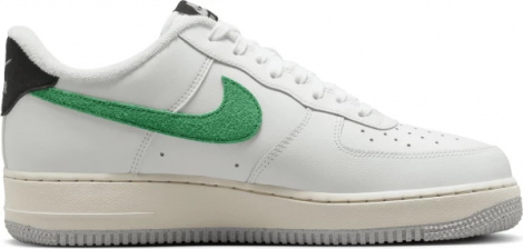 Кросівки Nike AIR FORCE 1 07 білі DR8593-100