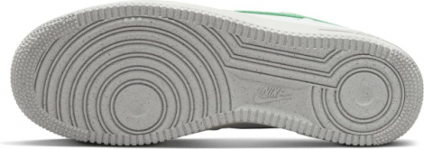 Кросівки Nike AIR FORCE 1 07 білі DR8593-100