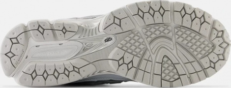 Кроссовки New Balance 1906D PROTECTION PACK REFLECTIVE серые M1906DH