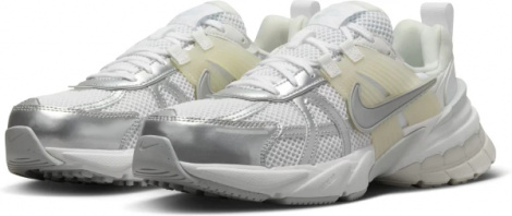 Кроссовки женские Nike V2K RUN бело-серебряные FD0736-104
