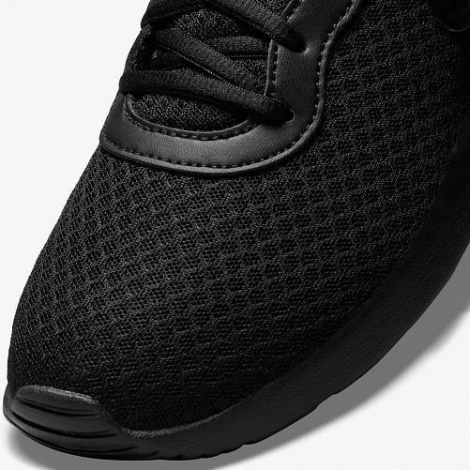 Кроссовки Nike WMNS TANJUN M2Z2
