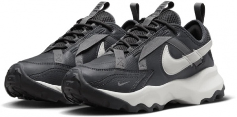 Кросівки жіночі Nike W NIKE TC 7900 чорно-сірі DD9682-001