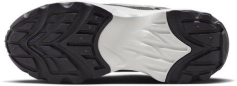Кросівки жіночі Nike W NIKE TC 7900 чорно-сірі DD9682-001