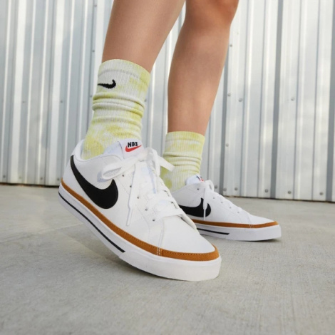 Кеди жіночі Nike COURT LEGAC NN біло-чорні DH3161-100