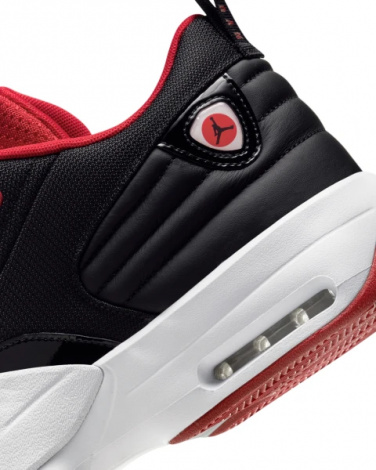Кросівки Nike JORDAN MAX AURA 6 чорно-червоні FQ8298-006