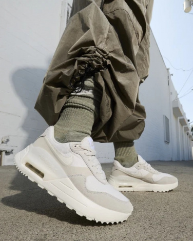 Кросівки жіночі Nike AIR MAX SYSTM бежеві DZ1637-001