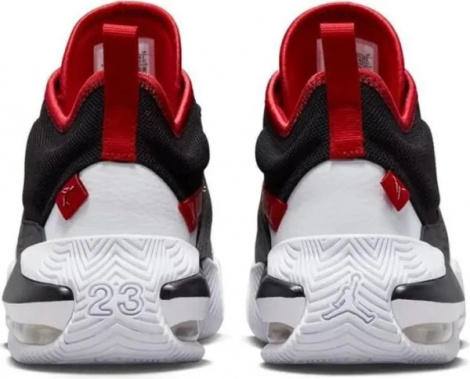Кроссовки Jordan Stay Loyal 2