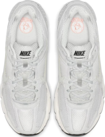 Кросівки Nike ZOOM VOMERO 5 білі BV1358-001