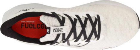 Кросівки бігові New Balance PROPEL V4 білі MFCPRLW4