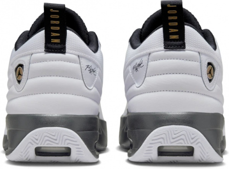 Кроссовки Jordan Max Aura 6