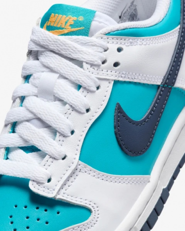 Кросівки підліткові Nike DUNK LOW (GS) біло-блакитно-коралово-темно-сині HF4794-345