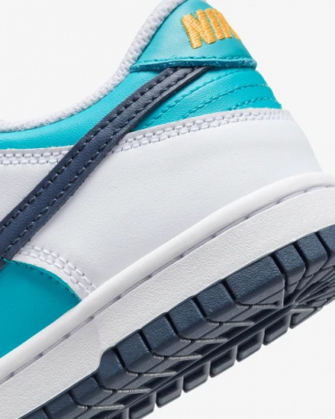 Кросівки підліткові Nike DUNK LOW (GS) біло-блакитно-коралово-темно-сині HF4794-345