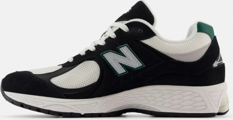 Кросівки New Balance 2002R чорно-білі M2002RRA