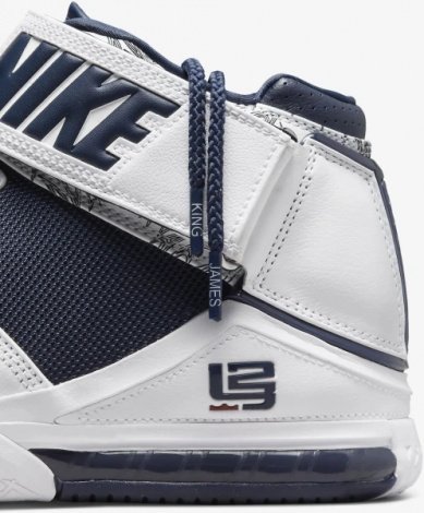 Кросівки баскетбольні Nike ZOOM LEBRON II біло-темно-сині DR0826-100