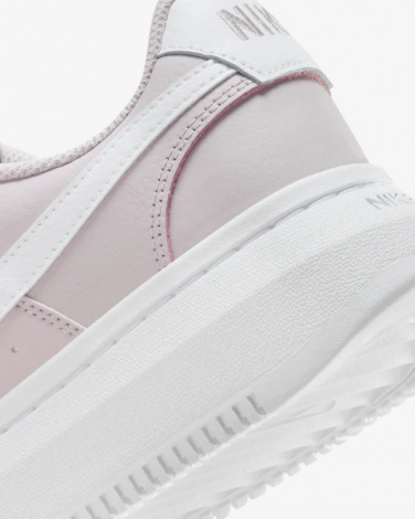 Кросівки жіночі Nike COURT VISION ALTA світло-рожеві DM0113-005