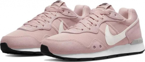 Женские кроссовки Nike VENTURE RUNNER