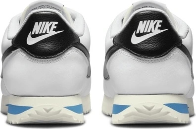 Кроссовки женские Nike W NIKE CORTEZ бело-черные DN1791-100