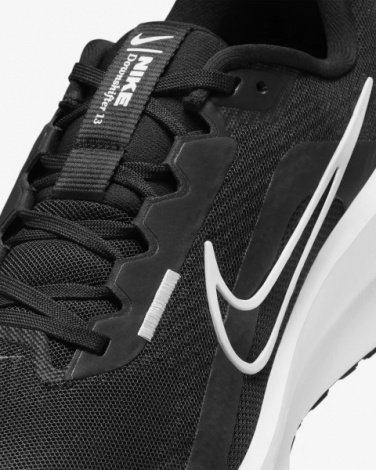 Кросівки бігові Nike DOWNSHIFTER 13 чорні FD6454-001
