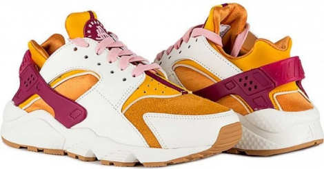 Кроссовки женские Nike WMNS AIR HUARACHE оранжевые DO6720-100