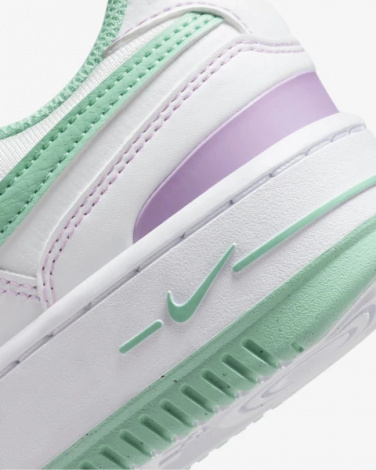 Кросівки Nike GAMMA FORCE білі FN7109-100