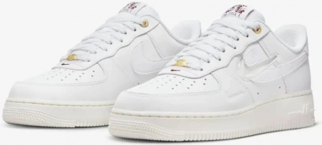 Кросівки Nike AIR FORCE 1 07 PRM білі DQ7664-100