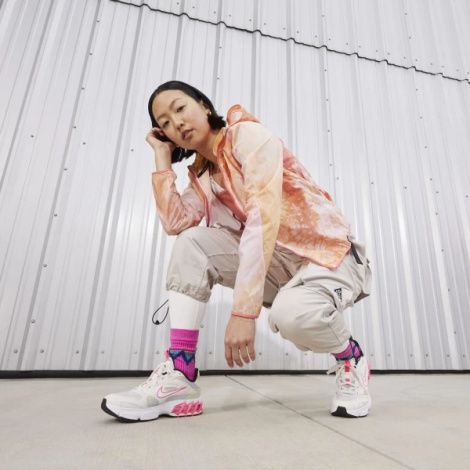 Кросівки бігові жіночі Nike W ZOOM AIR FIRE різнокольорові DV1129-002