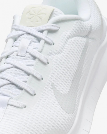 Кросівки бігові жіночі Nike W FLEX EXPERIENCE RN 12 білі DV0746-100