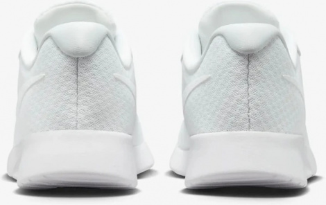 Кросівки жіночі Nike TANJUN FLYEASE білі DV7786-101