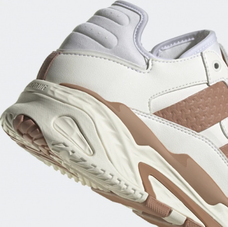 Кроссовки Adidas NITEBALL бело-коричневые IE6817