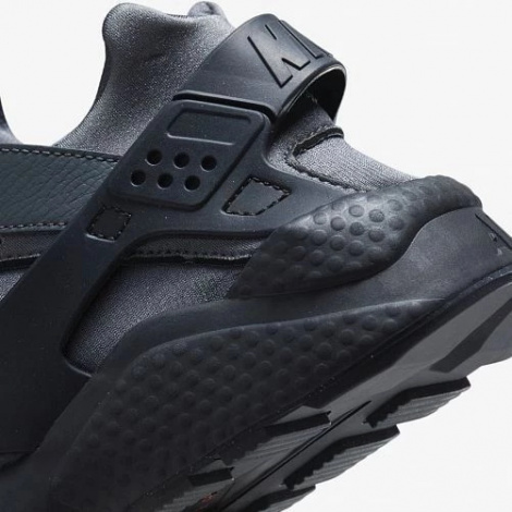 Кросівки Nike AIR HUARACHE чорні FD0665-001