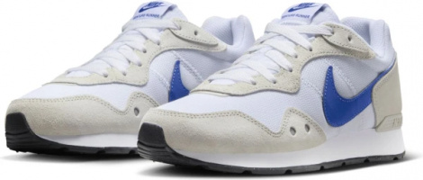 Кросівки жіночі Nike VENTURE RUNNER кольорові CK2948-009