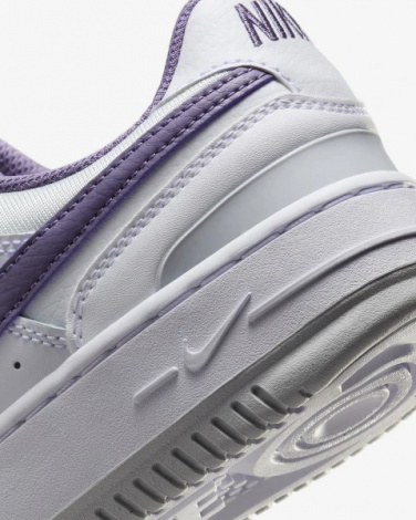 Кроссовки Nike Wmns Gamma Force