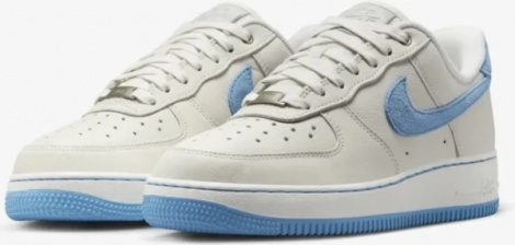 Кроссовки Nike Wmns Af1 Lxx