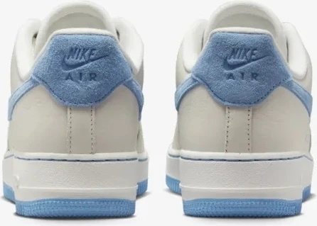 Кроссовки Nike Wmns Af1 Lxx