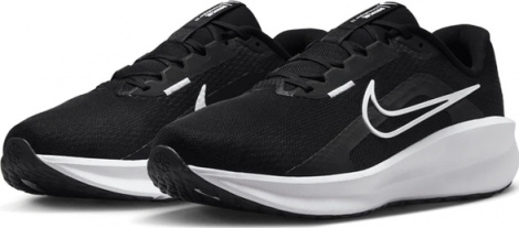 Кроссовки беговые Nike DOWNSHIFTER 13 WIDE черные FJ1284-001