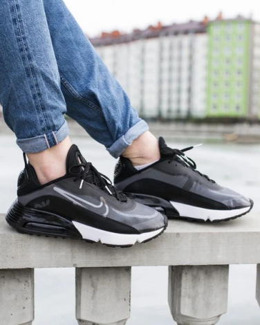 Кроссовки Nike Air Max 2090