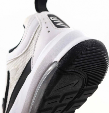 Кросівки жіночі Nike WMNS AIR MAX AP чорно-білі CU4870-100