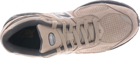 Кросівки New Balance 2002R світло-коричневі M2002REG