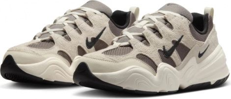 Кроссовки Nike W Tech Hera