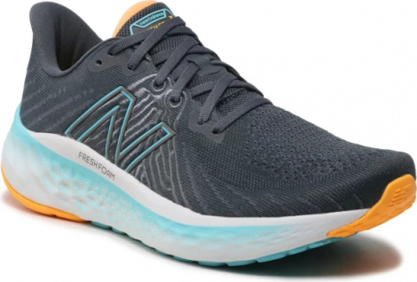 Кросівки бігові New Balance VONGO V5 сірі MVNGOCD5