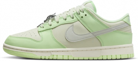 Кросівки жіночі Nike DUNK LOW NEXT NATURE SE салатові FN6344-001