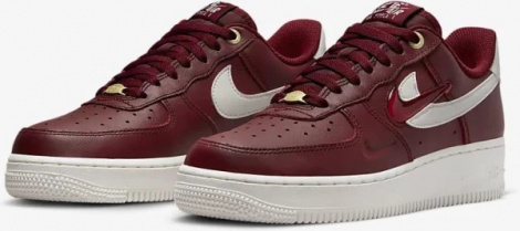 Кросівки жіночі Nike W AIR FORCE 1 07 PRM червоні DZ5616-600